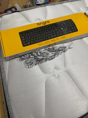 Teclado Novo Bright nunca usado !!