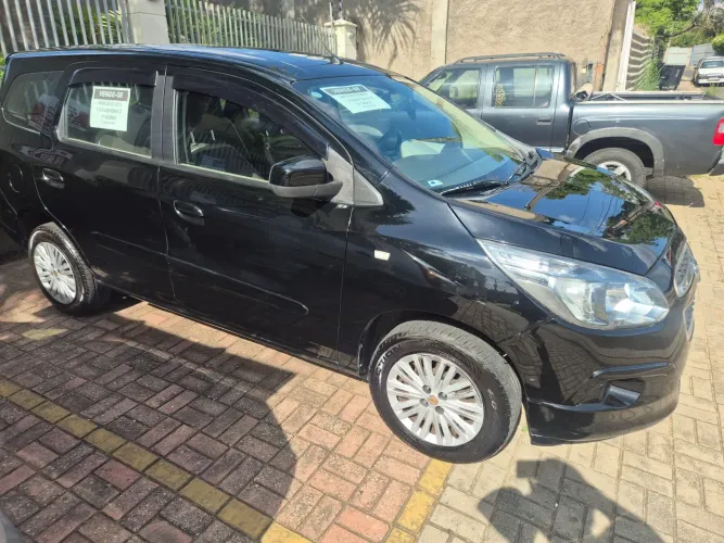 Chevrolet Spin LT 1.8 8V Econo.flex 5P Mec. 2013