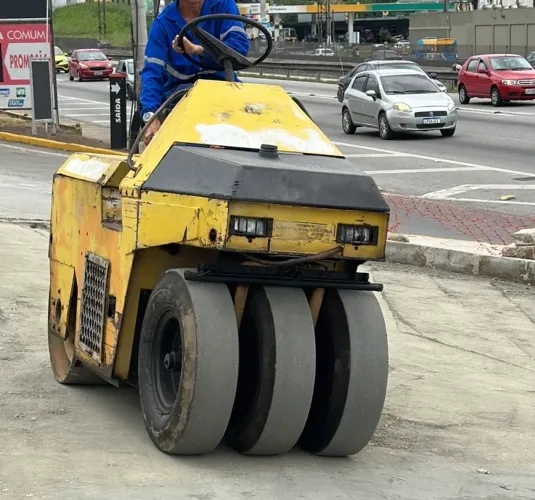 ROLO COMPACTADOR SEGECAL SG801 2001