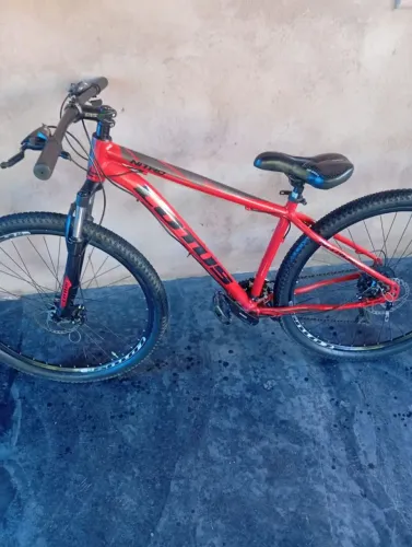 Bicicleta lotus aro 29 semi nova