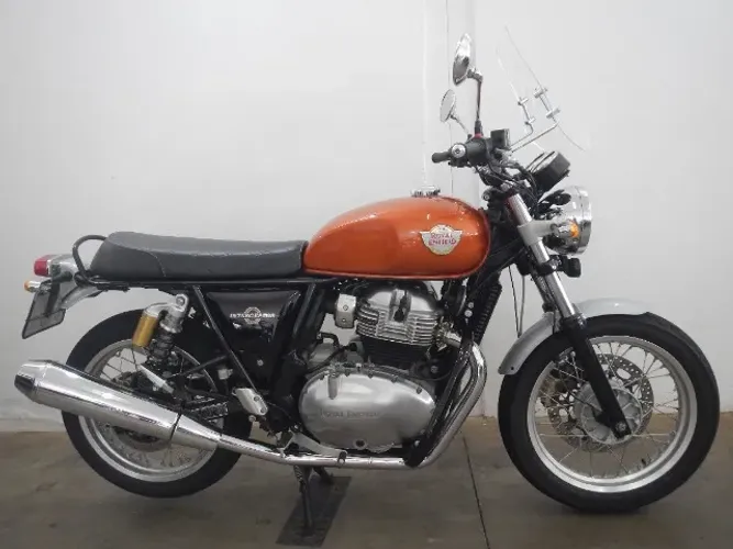 Royal Enfield Interceptor 650 - só 19.000 km - impecável e com acessórios !