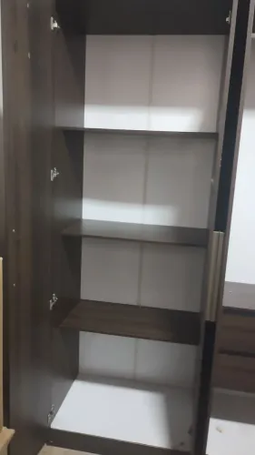 Guarda roupa em ótimo estado nunca foi desmontado 6 portas 2 gavetas valor 280