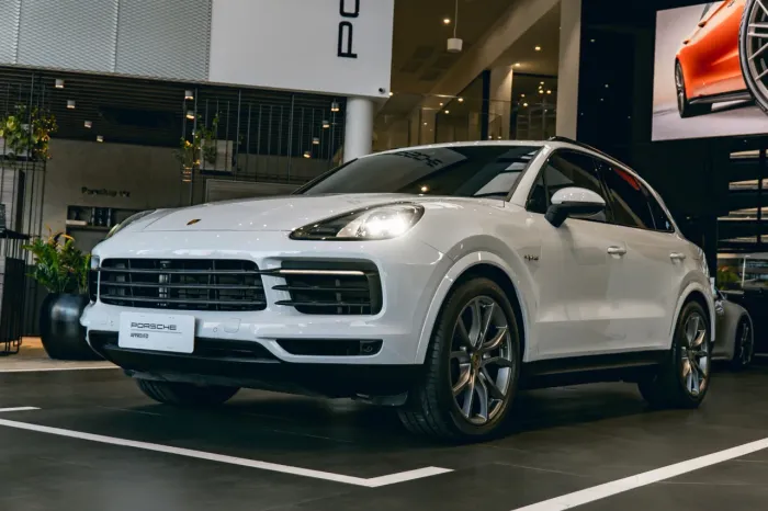 Porsche Cayenne E-hybrid 3.0 V6 462cv 2023