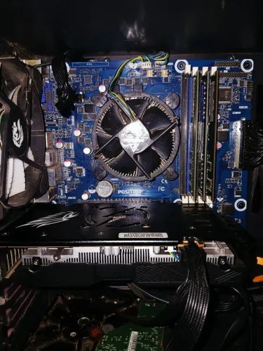 Vendo ou Troco Placa-mãe, Processador e Cooler