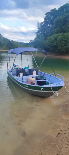 VENDO LANCHA REPRESA PIRAÍ
