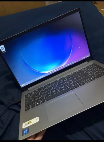 Notebook Lenovo IdeaPad 4GB 128GB Windows 11 Tela 15.6? 