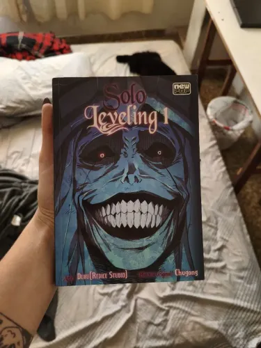 Solo Leveling - Volume 01 (Variante - Full Color) - Exclusivo Amazon