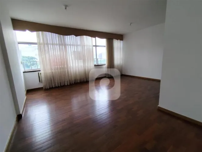 4 quartos, 137m², suíte, vaga, pronto para morar e colado a Praça Afonso Pena(metrô)!