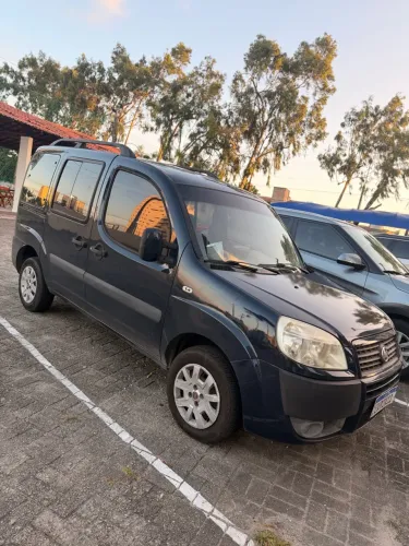Fiat Doblo Attractive 1.4 Fire Flex 8V 5P 2012