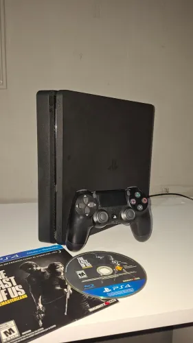 Ps4 slim 500gb com The last of us remaster