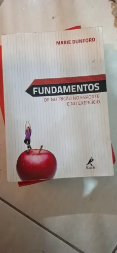 Livro Fundamentos de Nutrição no Esporte e no Exercício.
