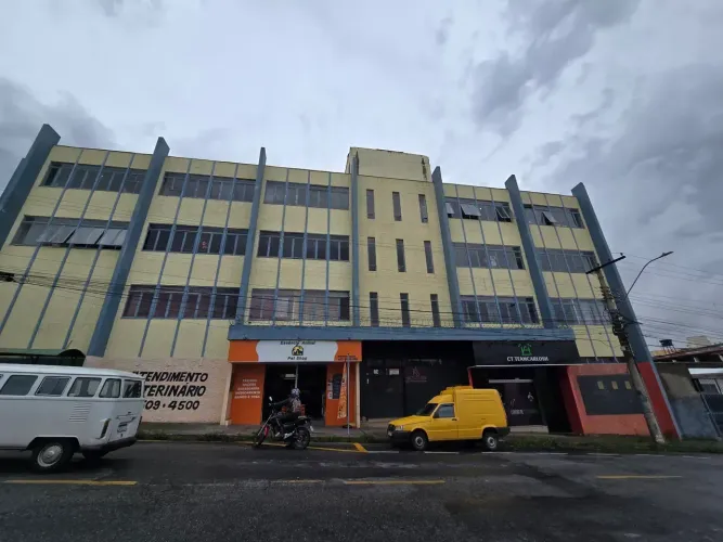 Sala comercial c/140 m2 c/ 02 banheiros c/ 02 salas B. Amazonas - Contagem MG