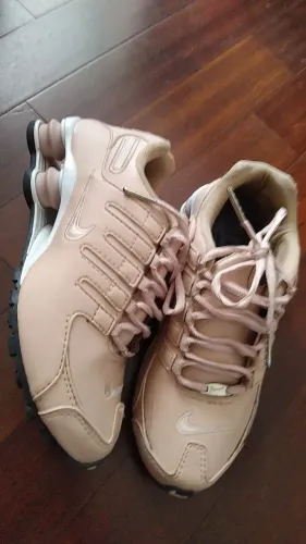 Tênis Nike fem rosa n°37
