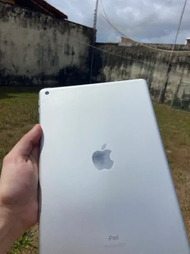 iPad 9 geração prateado