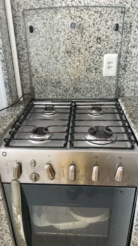Fogão (barato pois comprei novo)