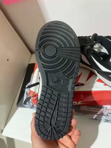 Nike dunk panda. N 40