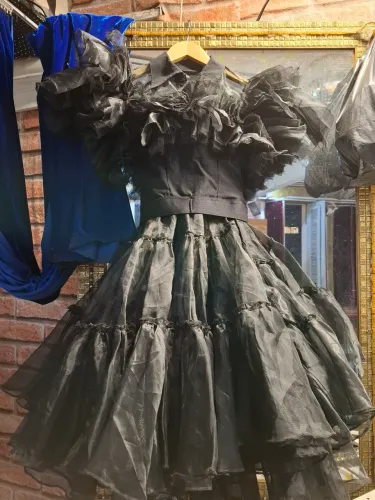 Venda e confecção de figurinos e roupas para qualquer ocasião!