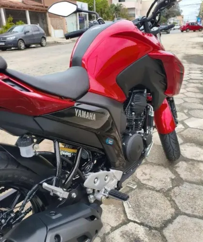 Vendo Fazer 150 quitada em dias, só transferir.