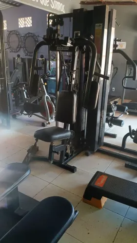 vendo estação de musculação 
