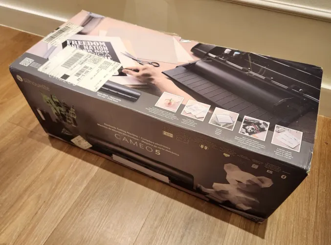 Silhouette Cameo 5 preta