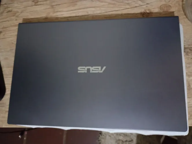 Notebook Asus x515 , ótimo estado.novo vai completo só pega e trabalhar.