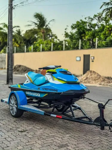 Jet ski seadoo gti 155