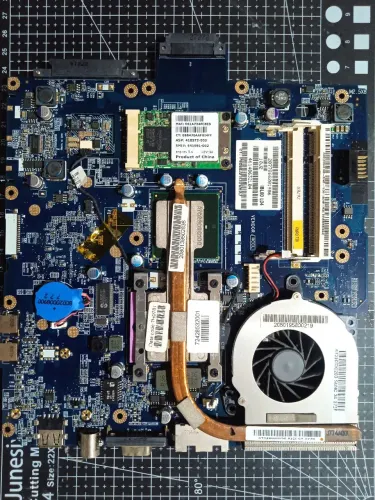 Placa-Mãe HP Compaq Presario C700 G7000 Intel LA-4031P JBL81 DDR2