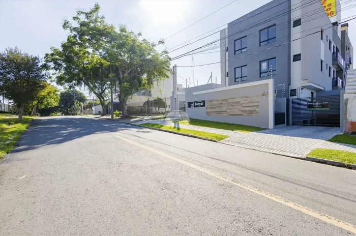 Excelente Condomínio, ótima localização - Próximo da Av. Pres. Kennedy, a 3 minutos do Pal