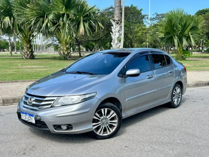 Honda City Sedan LX 1.5 Flex 16V 4P Aut. 2014