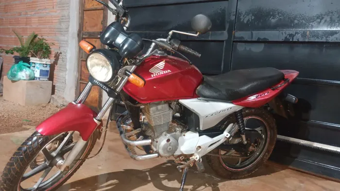 Honda CG 150 Sport 2006 - Conservada - Pneus e Relação Novos