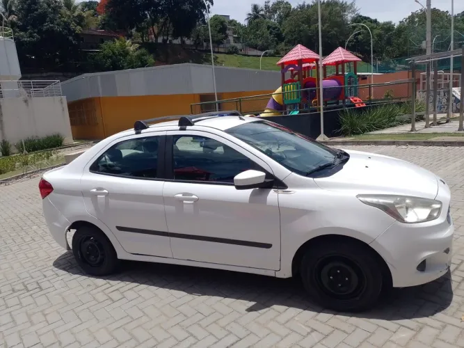 Ford KA+ Sedan 1.0 Tivct Flex 4P 2015