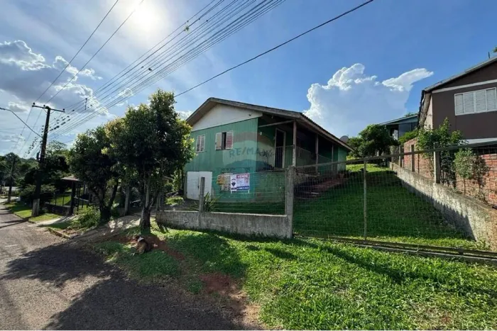 CASA - 03 DORM. SARANDI/RS