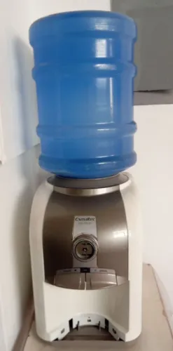 Bebedouro de água