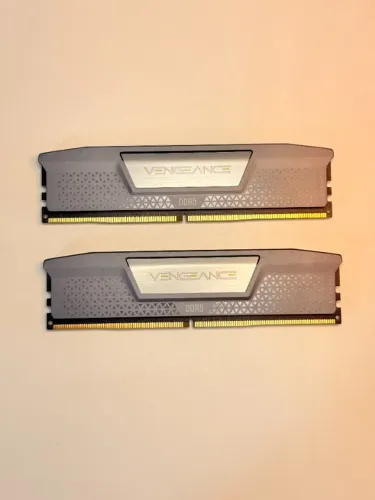 Memória Ram Corsair Vengeance DDR5 32GB 6400Mhz (2x16GB) UR0273 CMK32GX5M2B6400Z36