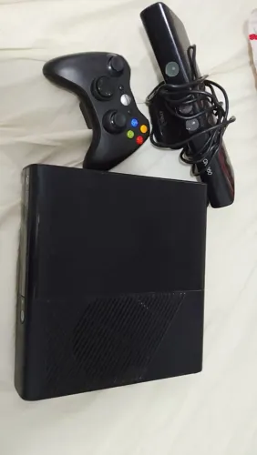 Xbox 360 desbloqueado com vários jogos