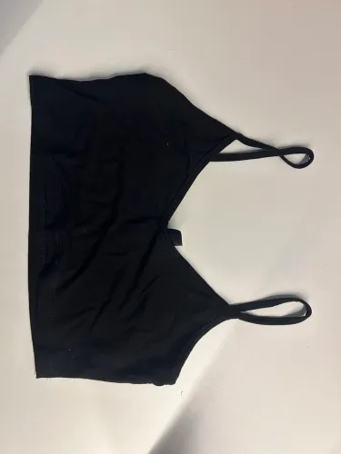 Top Preto Básico