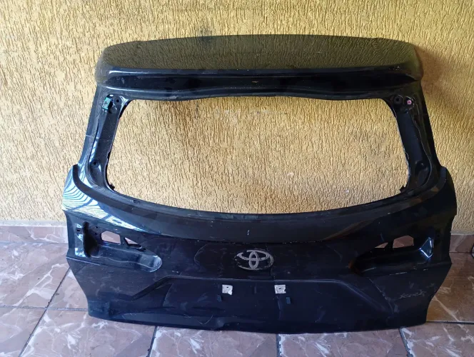 Tampa Traseira Toyota Corolla Cross (Pra Recupera)
