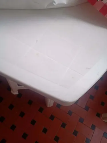 Mesa em granito e outra plastica tramontina em guadalupe
