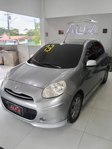 Nissan March SR 1.6 16V Flex Fuel 5P 2013