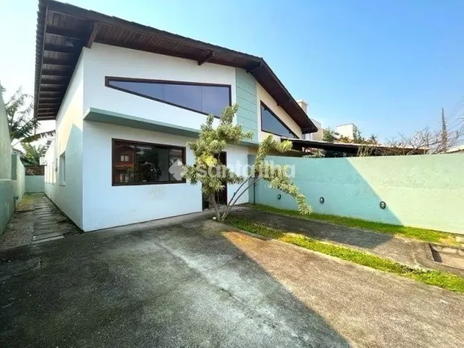 Casa com 3 dormitórios para alugar, 160m² - Campeche - Florianópolis/SC