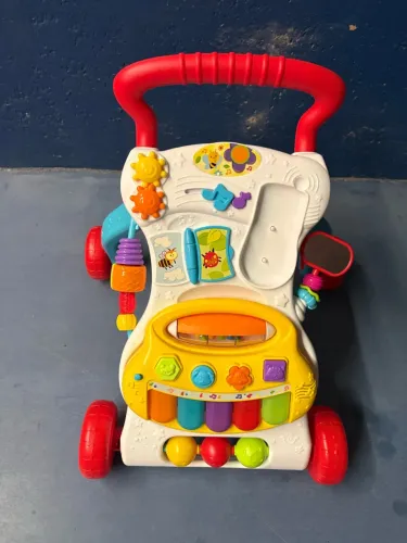 Andador de empurrar infantil 