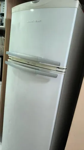 Vendo geladeira Brastemp