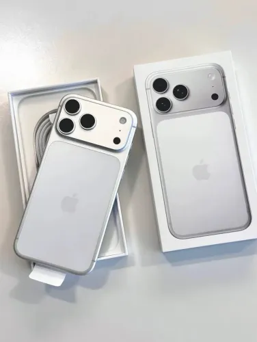 TROCO IPHONE 17 PRO PELO PRO MAX