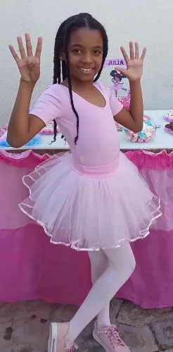 Saia tule e colan balé 
