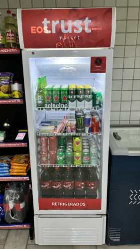 REFRIGERADO EXPOSITOR EOS 268L
