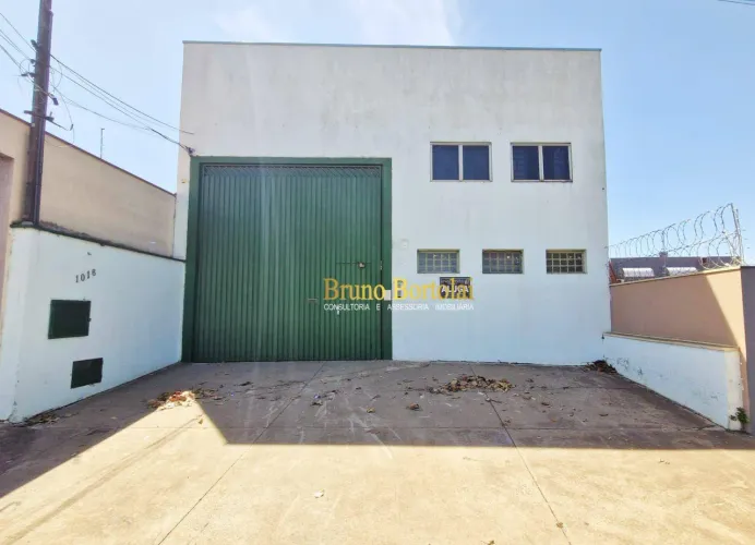 Barracão para alugar, 300 m² por R$ 4.289,00/mês - Jardim Mirassol - Rio Claro/SP