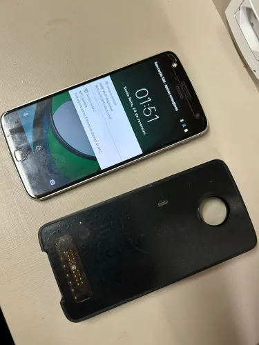 Moto z play sound edition jbl