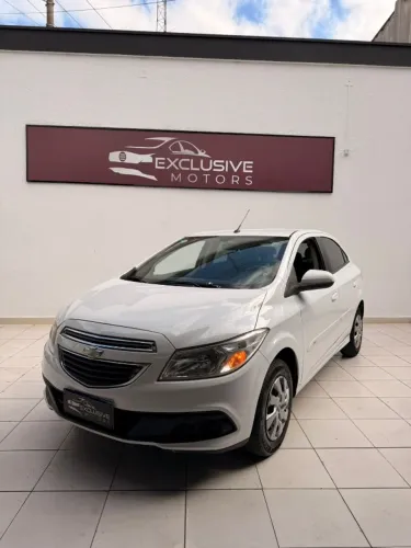 Chevrolet Onix Hatch LT 1.0 8V Flex Power Mec. 4P 2014