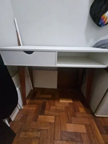 Aparador/Escrivaninha Linha Lin da Tok Stok