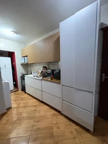 Cômoda , guarda roupa, armário cozinha